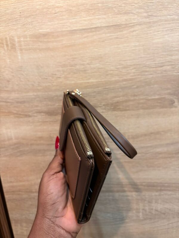 naila purse brown