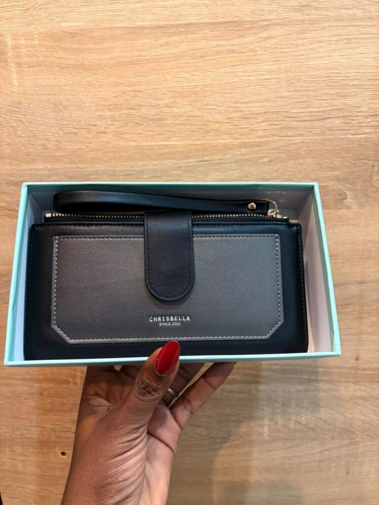 naila purse brown (copy)