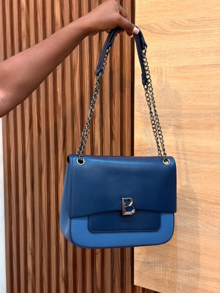 nanor's bag black