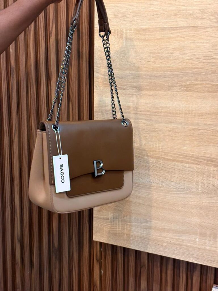 nanor's bag black